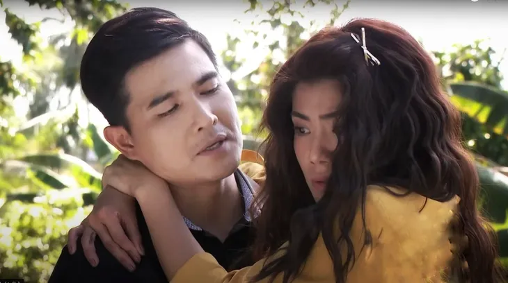 Xin chào hạnh phúc: Đàm Phương Linh chấp nhận làm bạn gái hờ của Quang Sự trong dịp Tết - Ảnh 4. Xin chào hạnh phúc: Đàm Phương Linh chấp nhận làm bạn gái hờ của Quang Sự trong dịp Tết - Ảnh 4.