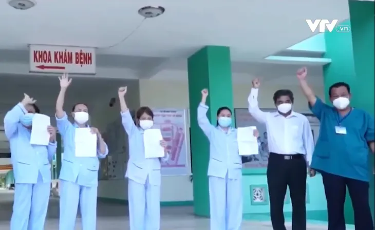 Kỳ diệu những cuộc hồi sinh sau dịch bệnh, bão lũ - Ảnh 1. Kỳ diệu những cuộc hồi sinh sau dịch bệnh, bão lũ - Ảnh 1.