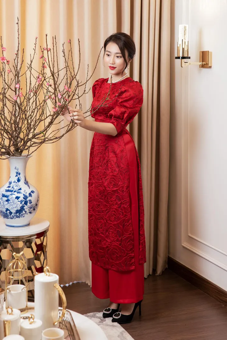 Hồng Loan: Tôi mua nhà, mua xe không chỉ đến từ công việc diễn viên - Ảnh 3. Hồng Loan: Tôi mua nhà, mua xe không chỉ đến từ công việc diễn viên - Ảnh 3.
