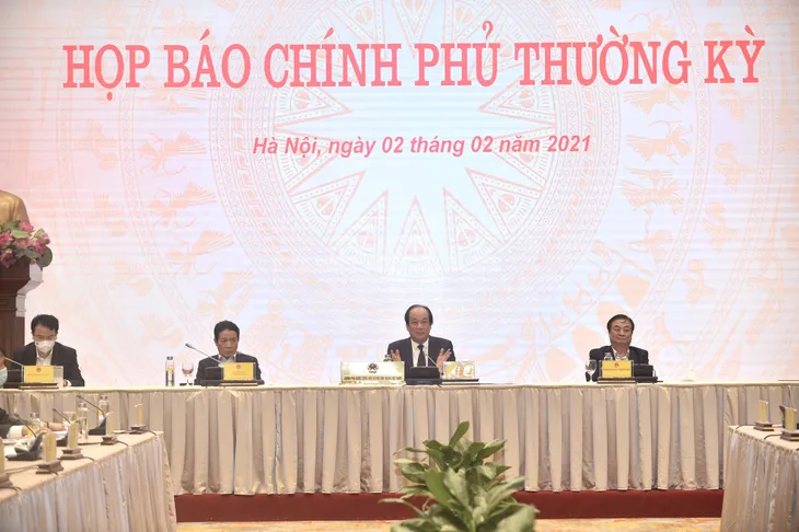 Bộ trưởng Mai Tiến Dũng: Không có chuyện lợi dụng xế chiều, bóng mái - Ảnh 1.