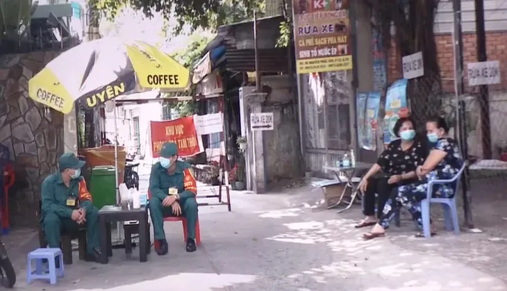 Dịch COVID-19: TP Hồ Chí Minh chỉ còn 2 điểm bị phong tỏa - Ảnh 1. Dịch COVID-19: TP Hồ Chí Minh chỉ còn 2 điểm bị phong tỏa - Ảnh 1.