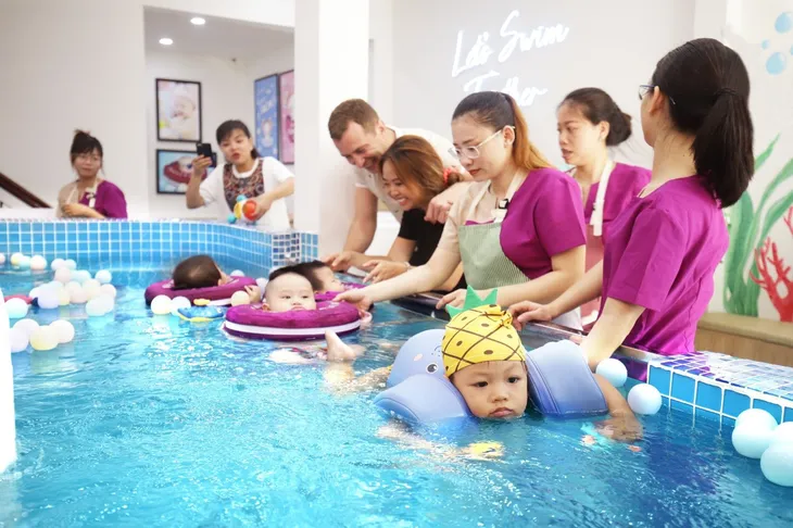 PamperMe nổi bật với dịch vụ bơi thủy liệu được nhiều người đón nhận - Ảnh 3. PamperMe nổi bật với dịch vụ bơi thủy liệu được nhiều người đón nhận - Ảnh 3.