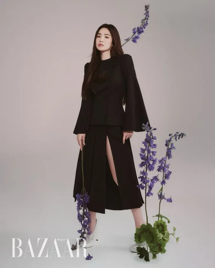 Song Hye Kyo xứng danh nữ thần không tuổi xứ kim chi - Ảnh 3. Song Hye Kyo xứng danh nữ thần không tuổi xứ kim chi - Ảnh 3.