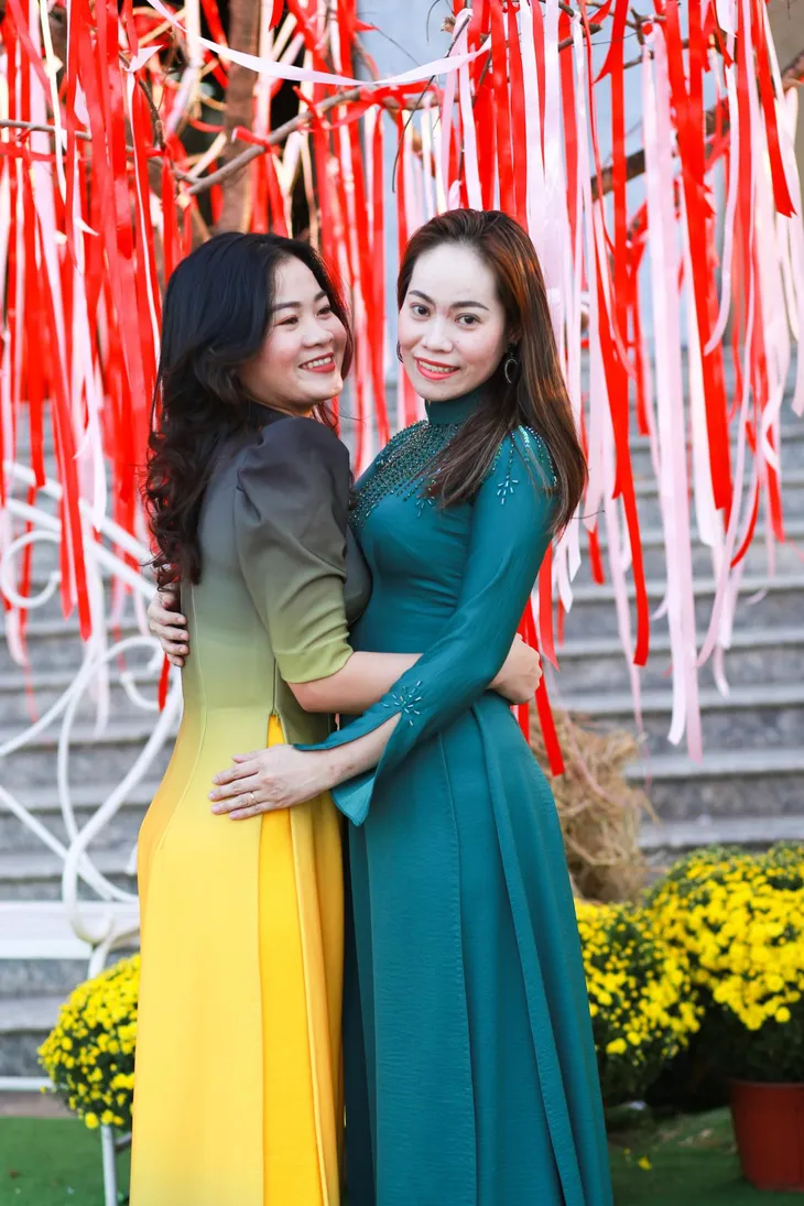 Thương hiệu Áo Dài Mẫu Mẫu - Tôn vinh giá trị người phụ nữ Việt - Ảnh 4. Thương hiệu Áo Dài Mẫu Mẫu - Tôn vinh giá trị người phụ nữ Việt - Ảnh 4.