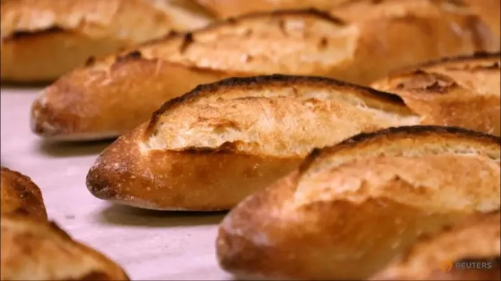 Bánh mì baguette (Pháp) được đề cử di sản văn hóa UNESCO - Ảnh 3. Bánh mì baguette (Pháp) được đề cử di sản văn hóa UNESCO - Ảnh 3.