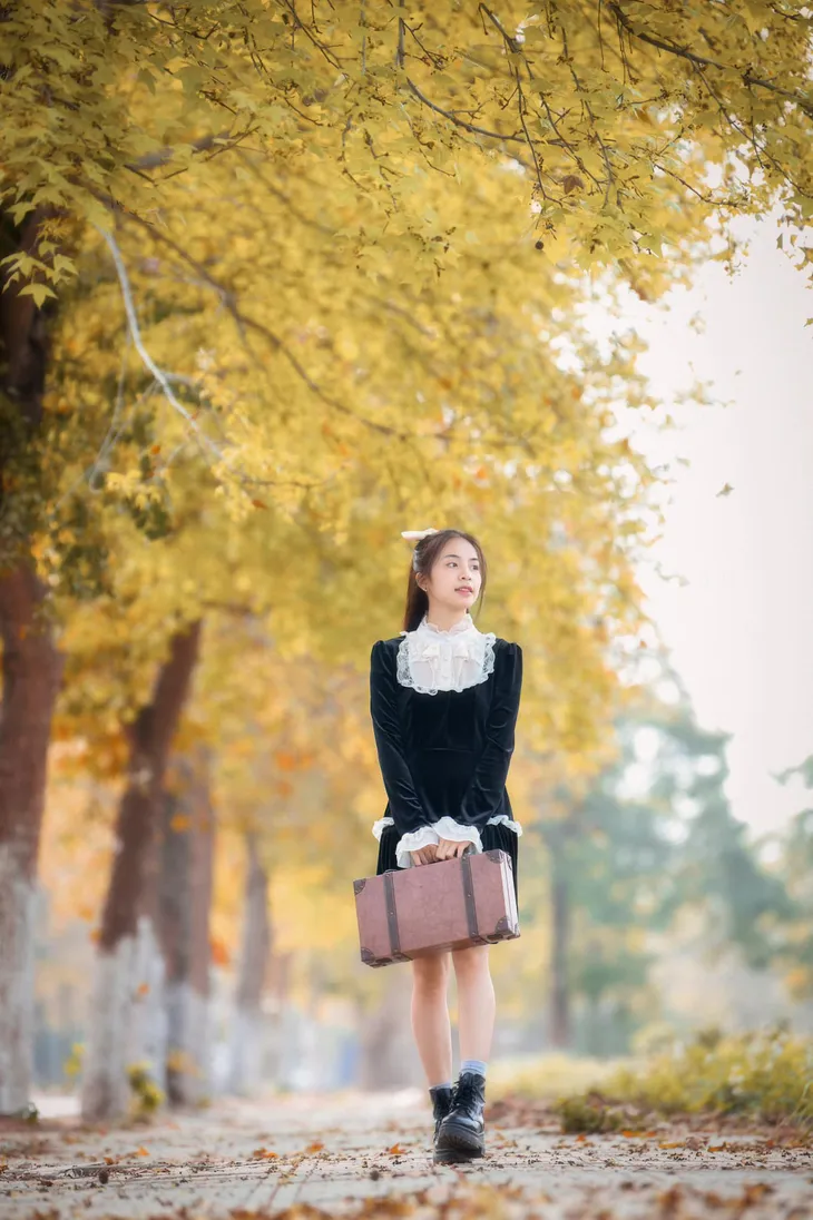 Trần Vân hóa tiểu thư ngọt ngào trong bộ ảnh mới - Ảnh 4. Trần Vân hóa tiểu thư ngọt ngào trong bộ ảnh mới - Ảnh 4.