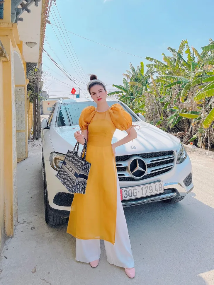 Chu Phương Linh – Streamer có tiếng trong làng thời trang Việt Nam - Ảnh 4. Chu Phương Linh – Streamer có tiếng trong làng thời trang Việt Nam - Ảnh 4.