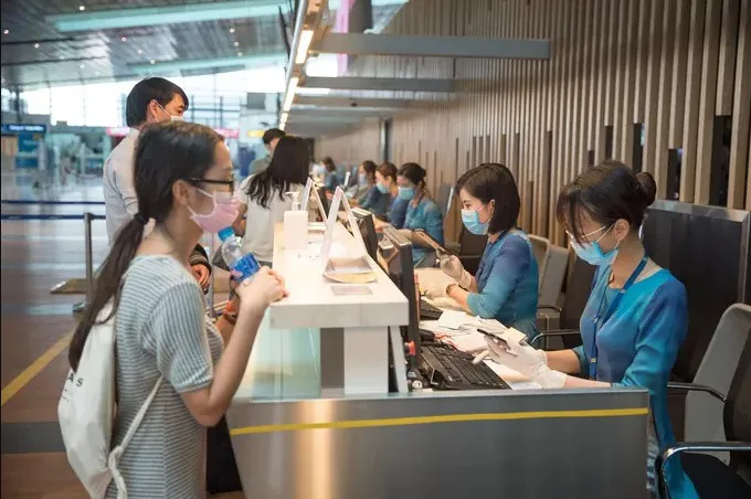 Vietnam Airlines mở lại đường bay tới Vân Đồn - Ảnh 1. Vietnam Airlines mở lại đường bay tới Vân Đồn - Ảnh 1.