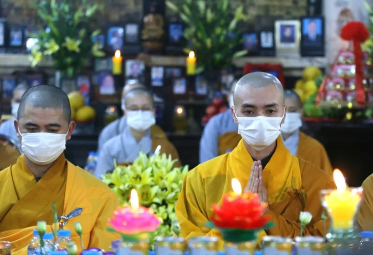 Cảnh tượng chưa từng có tại lễ cầu an chùa Phúc Khánh - Ảnh 3. Cảnh tượng chưa từng có tại lễ cầu an chùa Phúc Khánh - Ảnh 3.