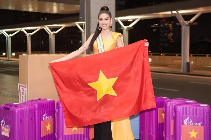 Á hậu Ngọc Thảo chính thức lên đường dự thi Miss Grand International - Ảnh 2. Á hậu Ngọc Thảo chính thức lên đường dự thi Miss Grand International - Ảnh 2.