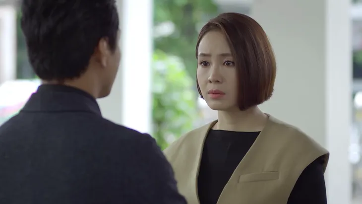 Hướng dương ngược nắng - Tập 34: Nói những lời để Châu căm hận, Kiên nhận cái tát đau điếng trước khi rời Cao dược - Ảnh 12. Hướng dương ngược nắng - Tập 34: Nói những lời để Châu căm hận, Kiên nhận cái tát đau điếng trước khi rời Cao dược - Ảnh 12.