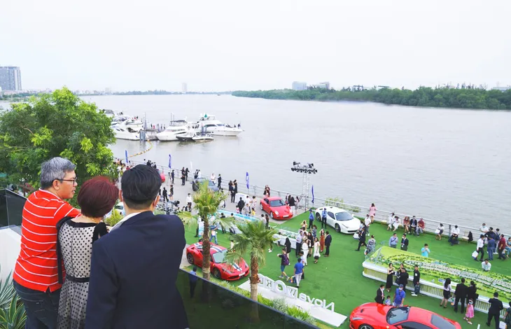 Nova Lifestyle – Show Phong cách sống: ấn tượng biệt thự trong sân PGA Golf kề bên bến du thuyền - Ảnh 1. Nova Lifestyle – Show Phong cách sống: ấn tượng biệt thự trong sân PGA Golf kề bên bến du thuyền - Ảnh 1.