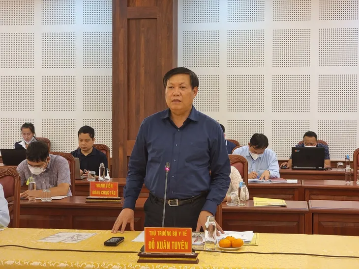 Bộ Y tế kiểm tra công tác phòng dịch COVID-19 tại Gia Lai - Ảnh 2. Bộ Y tế kiểm tra công tác phòng dịch COVID-19 tại Gia Lai - Ảnh 2.