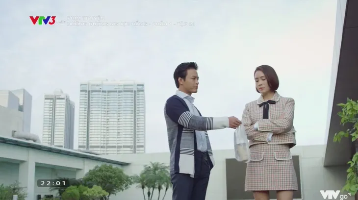 Hướng dương ngược nắng - Tập 24: Đúng lúc Minh ghen, Phúc đường đột tỏ tình - Ảnh 15. Hướng dương ngược nắng - Tập 24: Đúng lúc Minh ghen, Phúc đường đột tỏ tình - Ảnh 15.