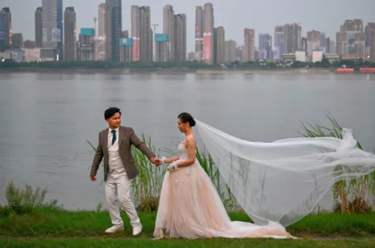 Giới trẻ Trung Quốc ngày càng lười kết hôn - Ảnh 5. Giới trẻ Trung Quốc ngày càng lười kết hôn - Ảnh 5.