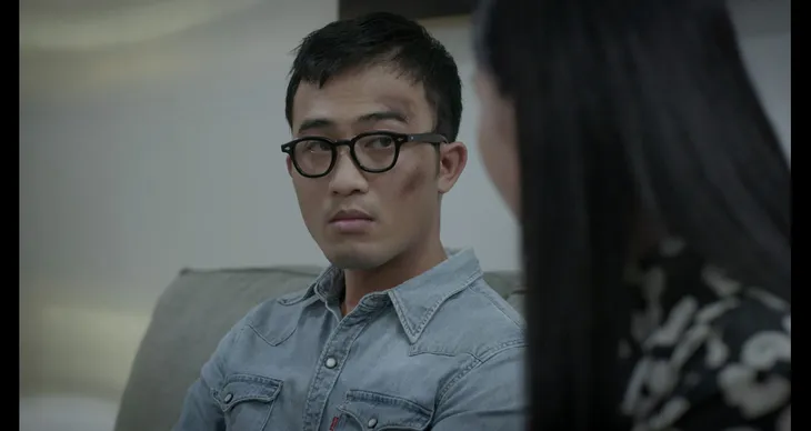 Hướng dương ngược nắng - Tập 25: Châu say khướt nhưng vẫn tỉnh để quyết dứt tình với Kiên - Ảnh 14. Hướng dương ngược nắng - Tập 25: Châu say khướt nhưng vẫn tỉnh để quyết dứt tình với Kiên - Ảnh 14.