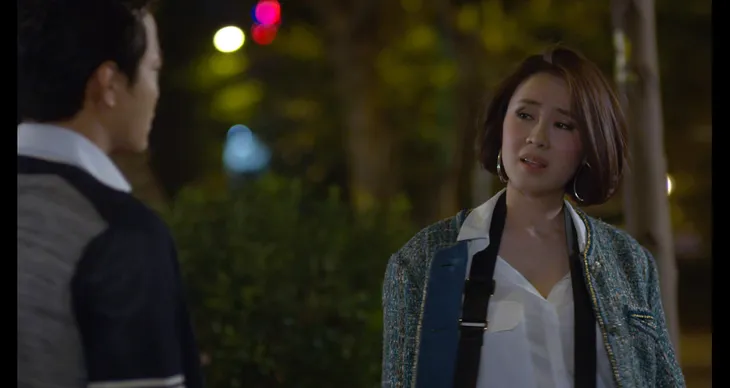 Hướng dương ngược nắng: Hồng Diễm có thêm cảnh say kinh điển thứ 2 với Hồng Đăng - Ảnh 4. Hướng dương ngược nắng: Hồng Diễm có thêm cảnh say kinh điển thứ 2 với Hồng Đăng - Ảnh 4.