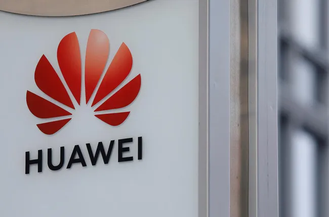 Bán điện thoại gặp khó, Huawei định sản xuất xe điện - Ảnh 2. Bán điện thoại gặp khó, Huawei định sản xuất xe điện - Ảnh 2.