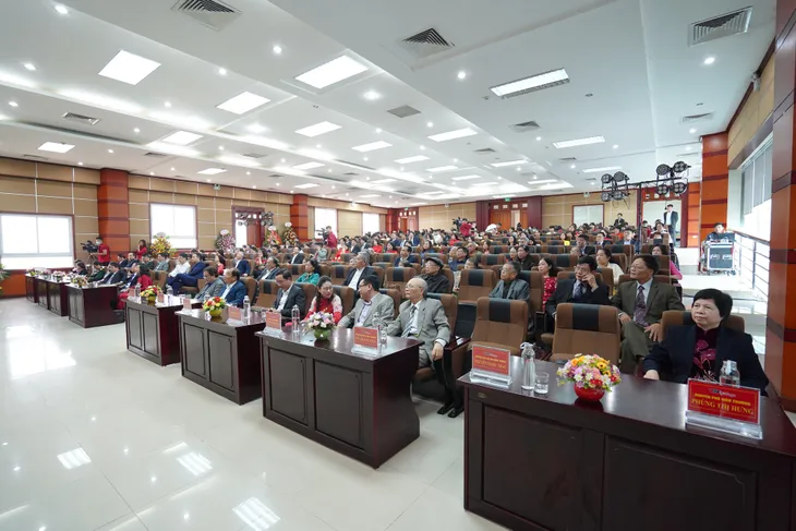 Trường Cao đẳng Truyền hình: 65 năm xây dựng và phát triển - Ảnh 3. Trường Cao đẳng Truyền hình: 65 năm xây dựng và phát triển - Ảnh 3.