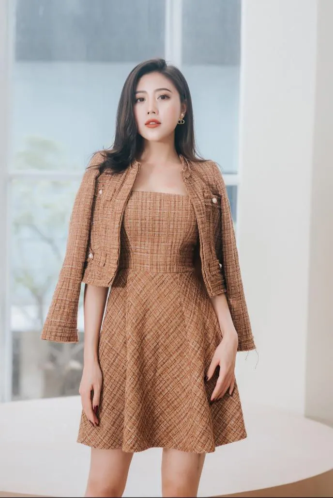 Bí kíp mặc đẹp hết nấc cho nàng công sở cùng Fancy Boutique - Ảnh 4. Bí kíp mặc đẹp hết nấc cho nàng công sở cùng Fancy Boutique - Ảnh 4.