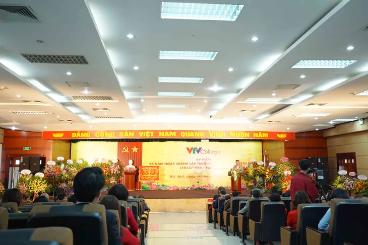 Trường Cao đẳng Truyền hình: 65 năm xây dựng và phát triển - Ảnh 6. Trường Cao đẳng Truyền hình: 65 năm xây dựng và phát triển - Ảnh 6.