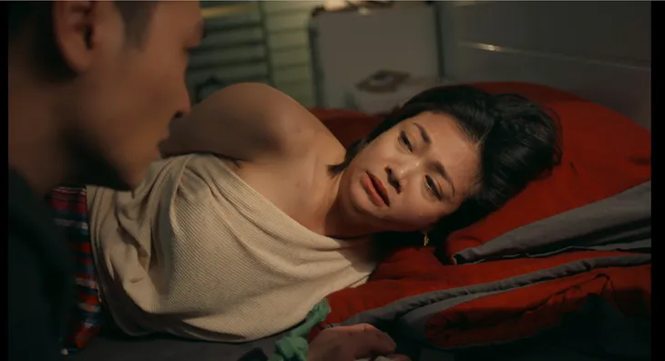 Hồ sơ cá sấu - Tập 29: Nhìn vợ con suýt bị làm hại, Hải đồng ý chịu tội thay Tuấn mỏ? - Ảnh 2. Hồ sơ cá sấu - Tập 29: Nhìn vợ con suýt bị làm hại, Hải đồng ý chịu tội thay Tuấn mỏ? - Ảnh 2.