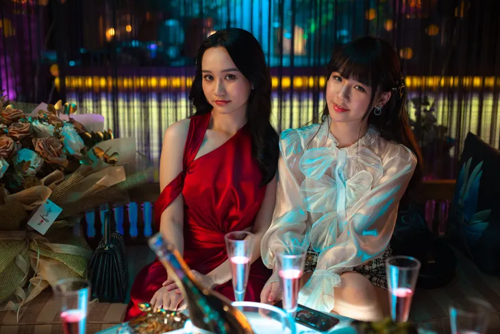 Thiên thần hộ mệnh rời lịch chiếu sang 30/4, đối đầu Trạng Tí - 1990 - Ảnh 1. Thiên thần hộ mệnh rời lịch chiếu sang 30/4, đối đầu Trạng Tí - 1990 - Ảnh 1.