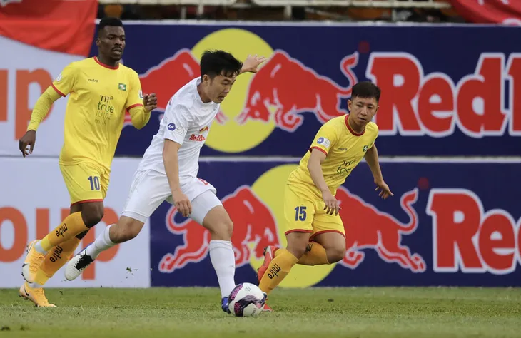 Lịch thi đấu & trực tiếp vòng 3 V.League 2021, ngày 14/3: Tâm điểm Than Quảng Ninh - CLB TP Hồ Chí Minh - Ảnh 2. Lịch thi đấu & trực tiếp vòng 3 V.League 2021, ngày 14/3: Tâm điểm Than Quảng Ninh - CLB TP Hồ Chí Minh - Ảnh 2.