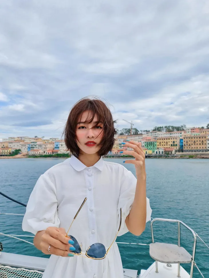 Sau Nhã Phương, Diễm My đến lượt Khả Ngân tham gia Vũ trụ điện ảnh VTV - Ảnh 1. Sau Nhã Phương, Diễm My đến lượt Khả Ngân tham gia Vũ trụ điện ảnh VTV - Ảnh 1.