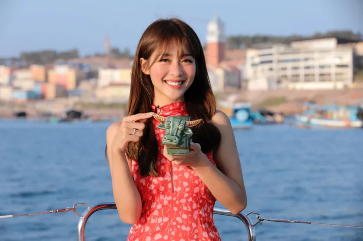 Sau Nhã Phương, Diễm My đến lượt Khả Ngân tham gia Vũ trụ điện ảnh VTV - Ảnh 5. Sau Nhã Phương, Diễm My đến lượt Khả Ngân tham gia Vũ trụ điện ảnh VTV - Ảnh 5.