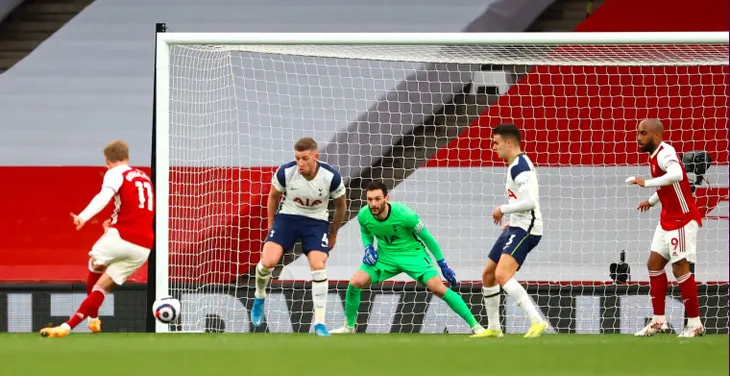Arsenal 2-1 Tottenham: Lamela lập siêu phẩm, Pháo thủ vẫn ngược dòng ngoạn mục - Ảnh 4. Arsenal 2-1 Tottenham: Lamela lập siêu phẩm, Pháo thủ vẫn ngược dòng ngoạn mục - Ảnh 4.