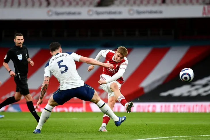 Arsenal 2-1 Tottenham: Lamela lập siêu phẩm, Pháo thủ vẫn ngược dòng ngoạn mục - Ảnh 1. Arsenal 2-1 Tottenham: Lamela lập siêu phẩm, Pháo thủ vẫn ngược dòng ngoạn mục - Ảnh 1.
