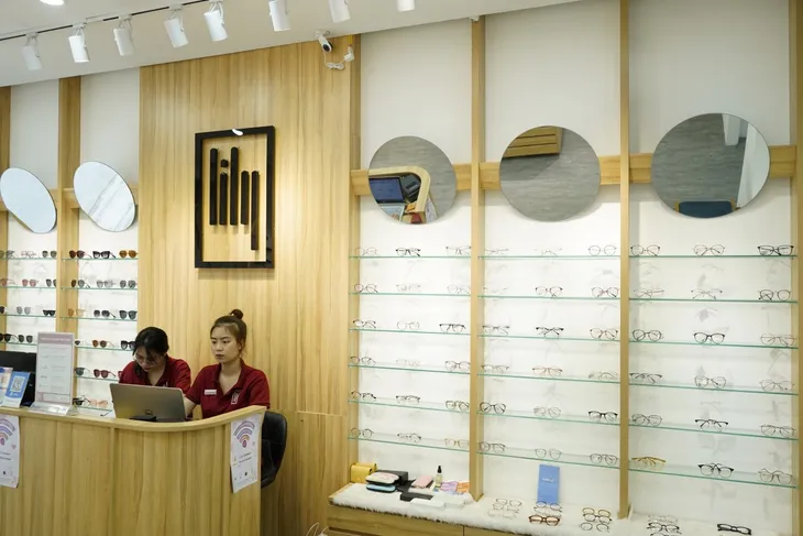Kính mắt Lily - Thương hiệu thời trang dành cho phái đẹp - Ảnh 4. Kính mắt Lily - Thương hiệu thời trang dành cho phái đẹp - Ảnh 4.