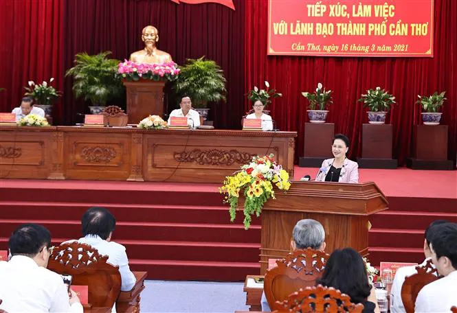 Chủ tịch Quốc hội Nguyễn Thị Kim Ngân: Cần Thơ cần thành đô thị hạt nhân vùng ĐBSCL - Ảnh 1. Chủ tịch Quốc hội Nguyễn Thị Kim Ngân: Cần Thơ cần thành đô thị hạt nhân vùng ĐBSCL - Ảnh 1.