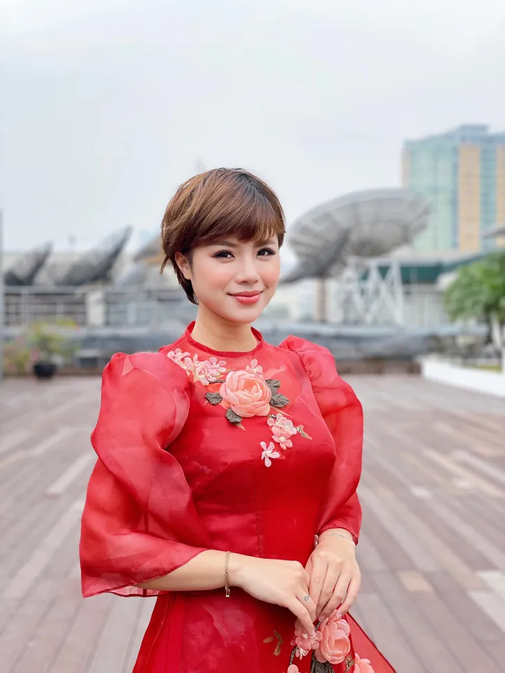 Điểm danh những MC tóc ngắn cực trẻ trung ở VTV - Ảnh 12. Điểm danh những MC tóc ngắn cực trẻ trung ở VTV - Ảnh 12.