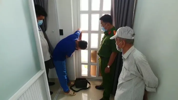 Muôn kiểu phẫu thuật thẩm mỹ chui đối phó khi bị kiểm tra - Ảnh 3.