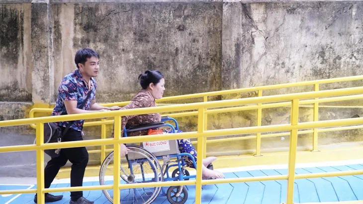 96% người khuyết tật lo mất an toàn tài chính, 30% bị mất việc làm thời COVID-19 - Ảnh 2. 96% người khuyết tật lo mất an toàn tài chính, 30% bị mất việc làm thời COVID-19 - Ảnh 2.