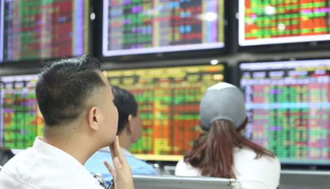VN-Index vượt mốc 1.200 điểm nhưng 30 chưa phải là Tết! - Ảnh 1. VN-Index vượt mốc 1.200 điểm nhưng 30 chưa phải là Tết! - Ảnh 1.