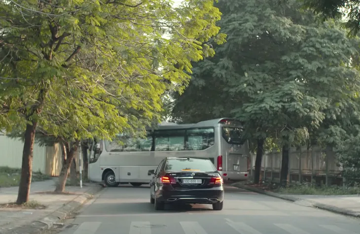 Hồ sơ cá sấu - Tập 32: Tuấn mỏ bị ám sát, Long nhà thổ đòi bằng được hồ sơ cá sấu - Ảnh 9. Hồ sơ cá sấu - Tập 32: Tuấn mỏ bị ám sát, Long nhà thổ đòi bằng được hồ sơ cá sấu - Ảnh 9.