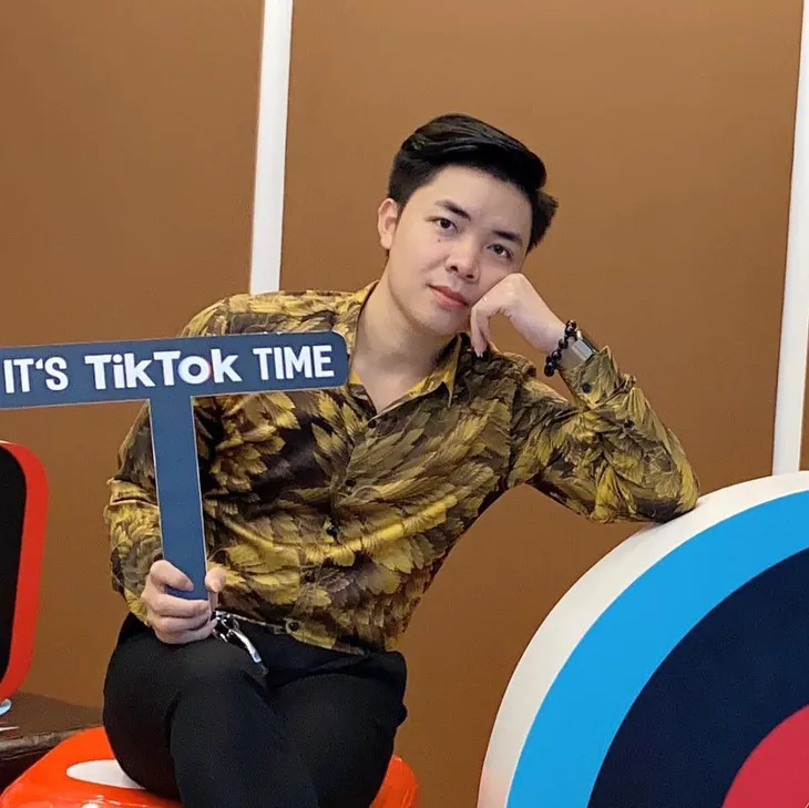 CEO Nguyễn Đình Trưởng: Thành công vượt bậc với vai trò giảng viên về sàn thương mại điện tử - Ảnh 1. CEO Nguyễn Đình Trưởng: Thành công vượt bậc với vai trò giảng viên về sàn thương mại điện tử - Ảnh 1.