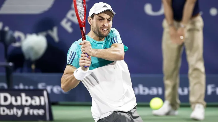 Aslan Karatsev vô địch giải quần vợt Dubai Championships 2021 - Ảnh 2. Aslan Karatsev vô địch giải quần vợt Dubai Championships 2021 - Ảnh 2.