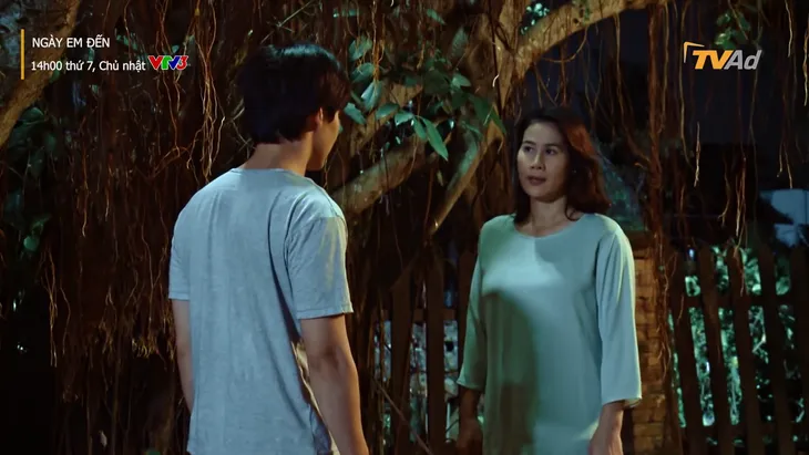 Ngày em đến - Tập 26: Ông Đông biết Toàn bỏ cao trăn vào thuốc hại Tài vô sinh - Ảnh 2. Ngày em đến - Tập 26: Ông Đông biết Toàn bỏ cao trăn vào thuốc hại Tài vô sinh - Ảnh 2.