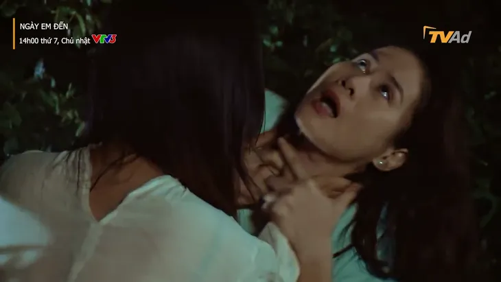 Ngày em đến - Tập 26: Ông Đông biết Toàn bỏ cao trăn vào thuốc hại Tài vô sinh - Ảnh 3. Ngày em đến - Tập 26: Ông Đông biết Toàn bỏ cao trăn vào thuốc hại Tài vô sinh - Ảnh 3.