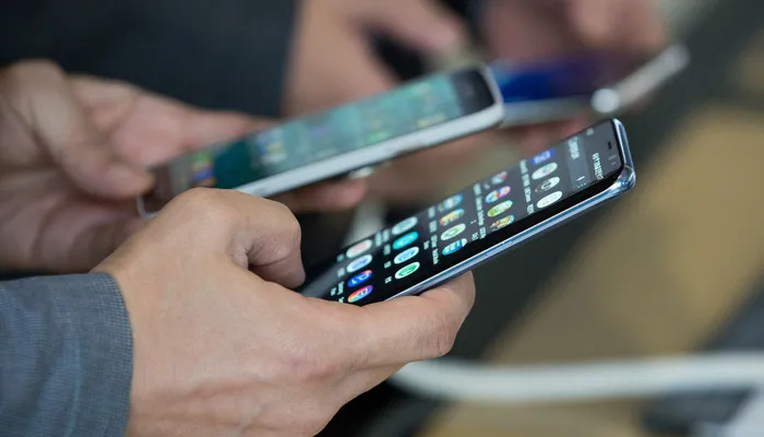 Người tiêu dùng Hàn Quốc khởi kiện các nhà mạng 5G - Ảnh 1. Người tiêu dùng Hàn Quốc khởi kiện các nhà mạng 5G - Ảnh 1.