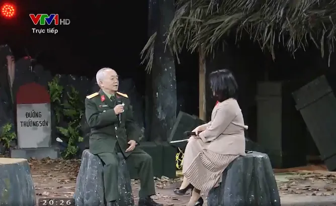 Giao lưu nghệ thuật Trên đỉnh Trường Sơn: Tái hiện sự kiện lịch sử chiến thắng Đường 9 - Nam Lào 1971 - Ảnh 1. Giao lưu nghệ thuật Trên đỉnh Trường Sơn: Tái hiện sự kiện lịch sử chiến thắng Đường 9 - Nam Lào 1971 - Ảnh 1.