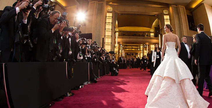 Bữa tiệc Oscar, Grammy online, các dịch vụ ăn theo khốn đốn - Ảnh 2. Bữa tiệc Oscar, Grammy online, các dịch vụ ăn theo khốn đốn - Ảnh 2.