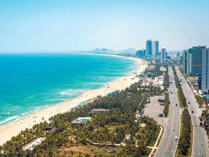 Bờ biển không thể là các resort nối dài - Ảnh 1. Bờ biển không thể là các resort nối dài - Ảnh 1.