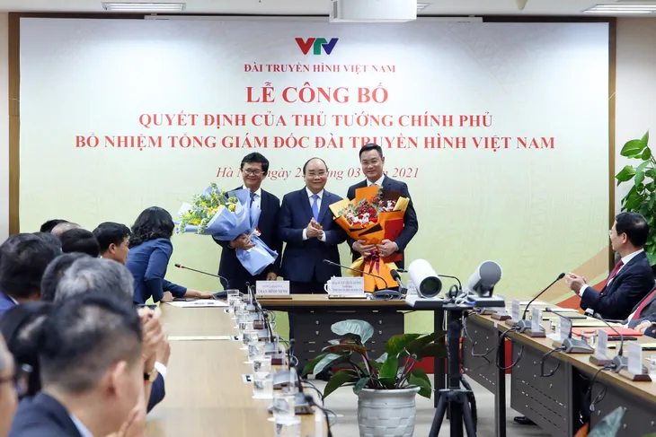 Thủ tướng Nguyễn Xuân Phúc trao quyết định bổ nhiệm Tổng Giám đốc Đài Truyền hình Việt Nam - Ảnh 3. Thủ tướng Nguyễn Xuân Phúc trao quyết định bổ nhiệm Tổng Giám đốc Đài Truyền hình Việt Nam - Ảnh 3.