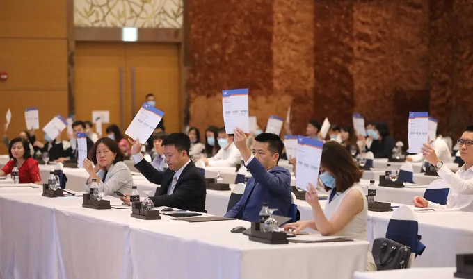 VIB: Kế hoạch lợi nhuận hơn 7.500 tỷ đồng trong năm 2021, chia cổ phiếu thưởng tới 40% - Ảnh 4. VIB: Kế hoạch lợi nhuận hơn 7.500 tỷ đồng trong năm 2021, chia cổ phiếu thưởng tới 40% - Ảnh 4.