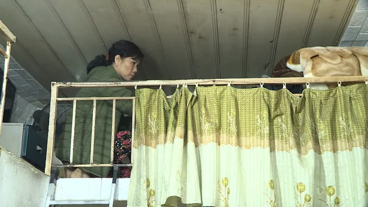 Người dân khu vực nội đô Hà Nội: Chật chội, tối tăm nhưng… tiện - Ảnh 4. Người dân khu vực nội đô Hà Nội: Chật chội, tối tăm nhưng… tiện - Ảnh 4.
